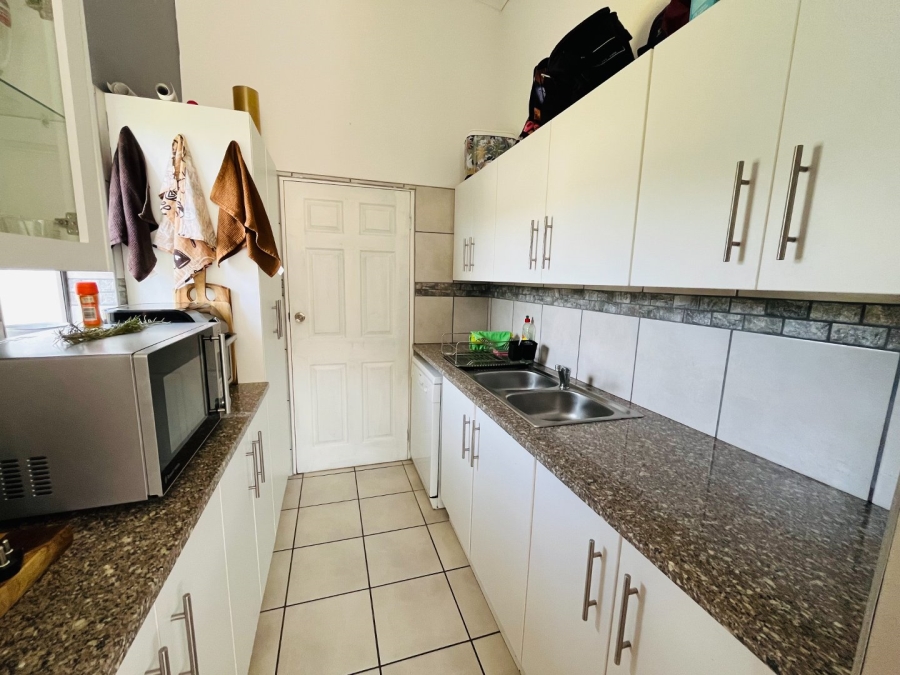 2 Bedroom Property for Sale in Island View Western Cape